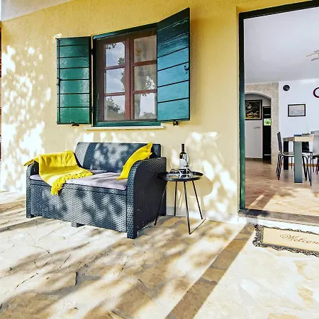 Vila Casa Valeluna